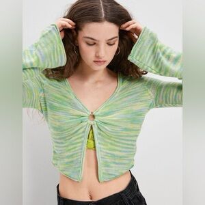 NWT American Eagle Outfitters Green Bell Sleeve Ring Front Top Womens Large